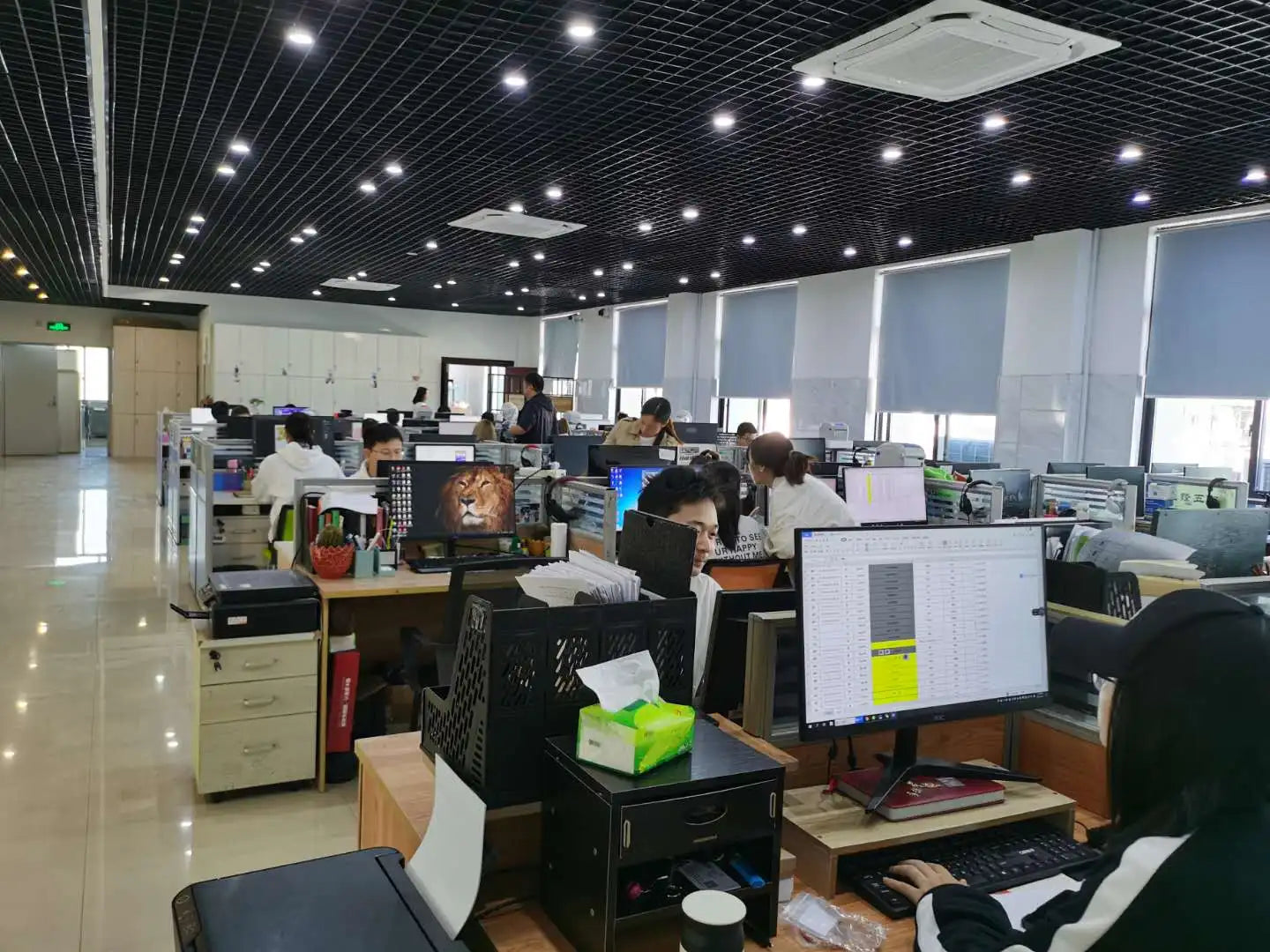 QIUHAN OEM Love Heart Personalized Jewelry for Women Custom Initial Name Necklace