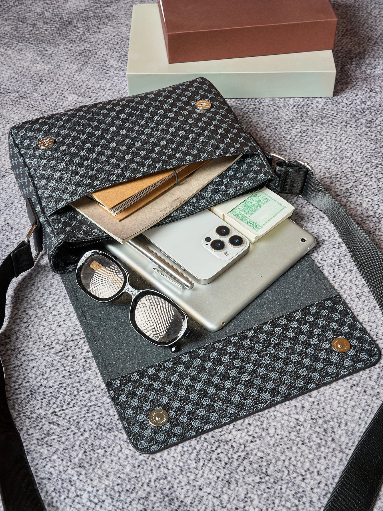 24cm Men's Crocodile Embossed Crossbody Bag - Slim Anti-Theft PU Sling Bag w/ Phone Pocket