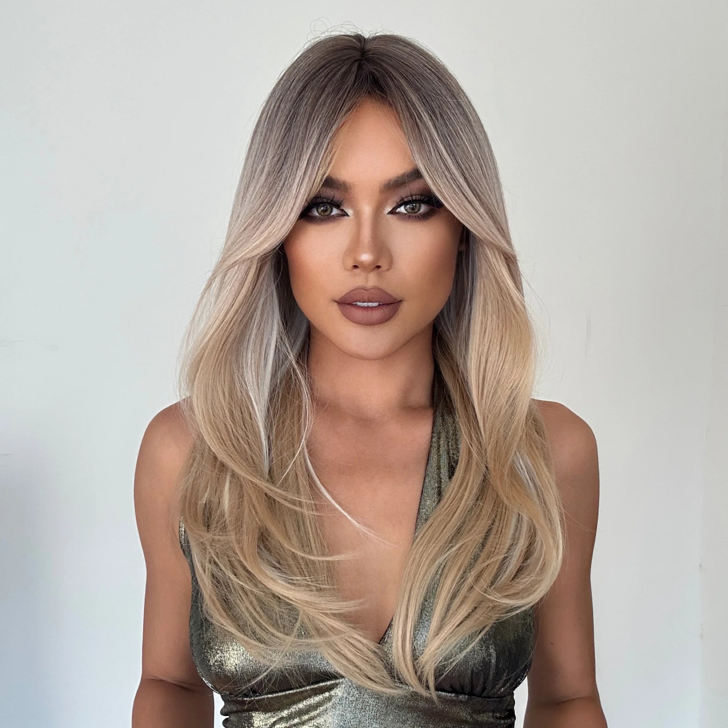 Long Straight Layered Synthetic Wig Blonde Platinum Highlight Wig with Bangs Daily Use Natural Hair Heat Resistant Wig for Women