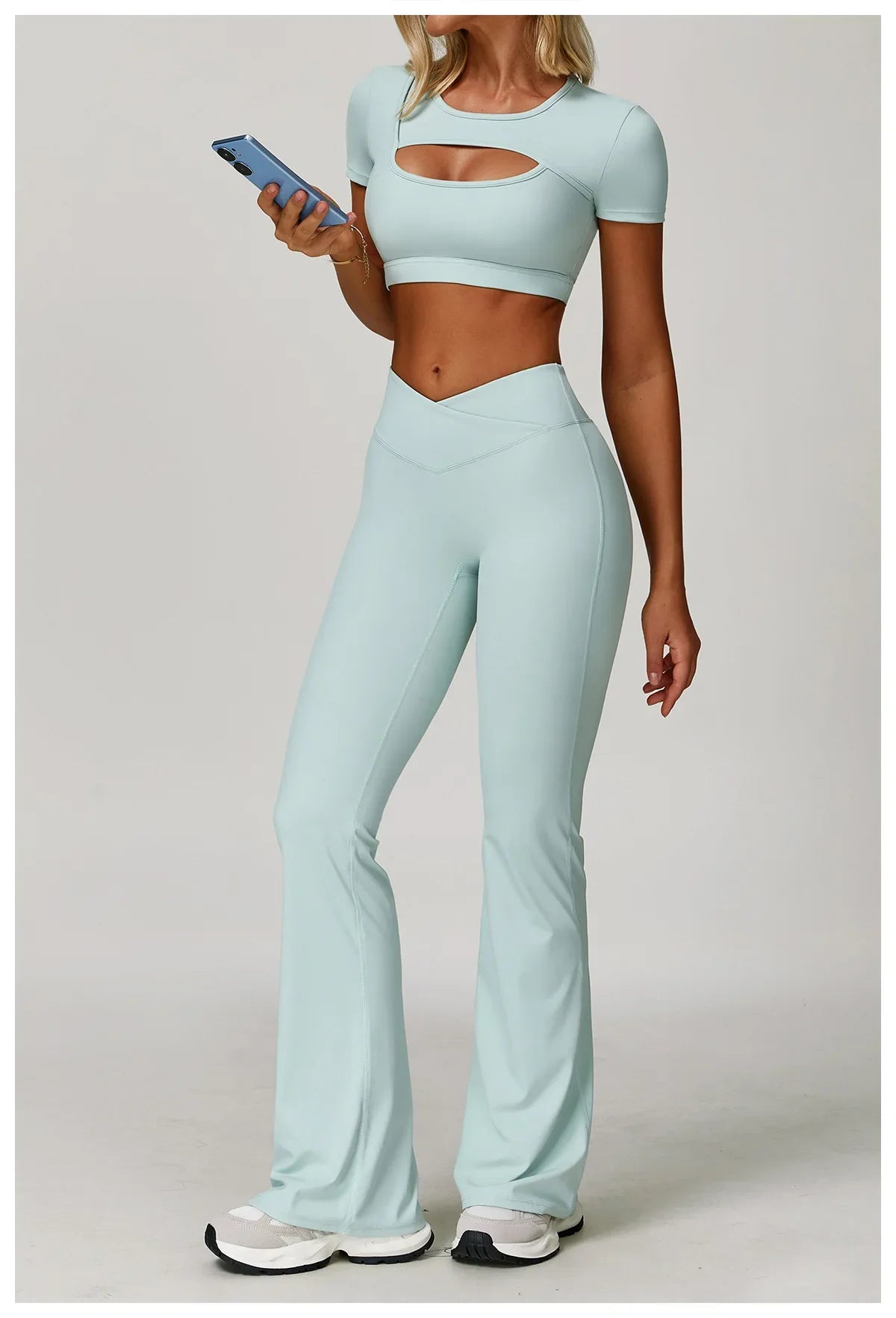 Women's Tight Fitting Sports T-shirt Quick Dry Short Sleeve Gym Tops Hollow Out Yoga T-shirt Running Exercise Fitness Sports Bra