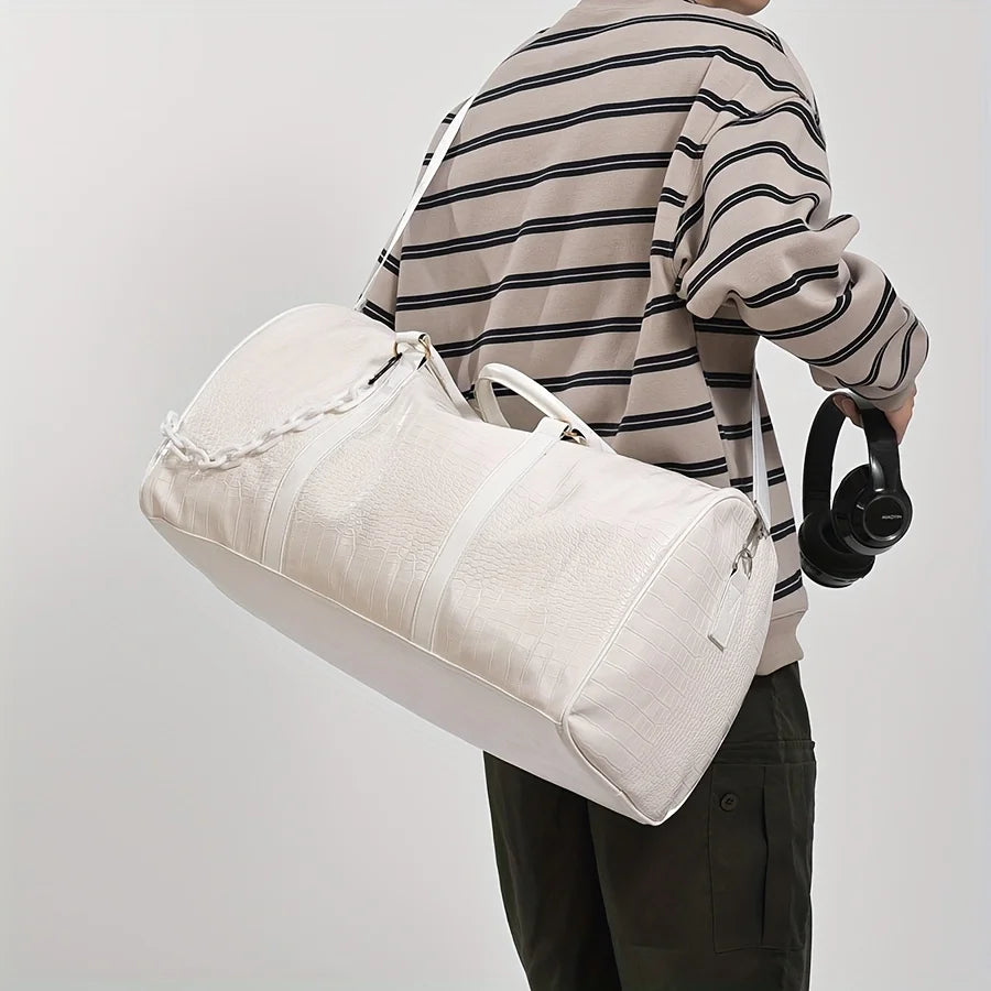 Large Capacity Retro Crocodile-Textured Duffel Bag with Adjustable Shoulder Strap, Stylish Gym,  Weekender & Overnight Bag